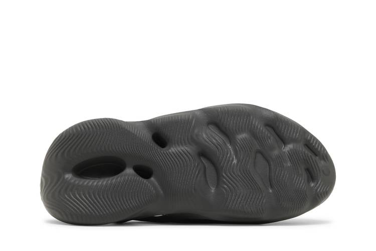 adidas Yeezy Foam RNR Carbon