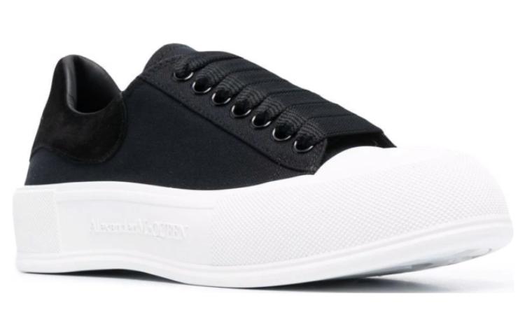 Alexander Mcqueen Deck Skate Plimsoll Lace-Up Black White